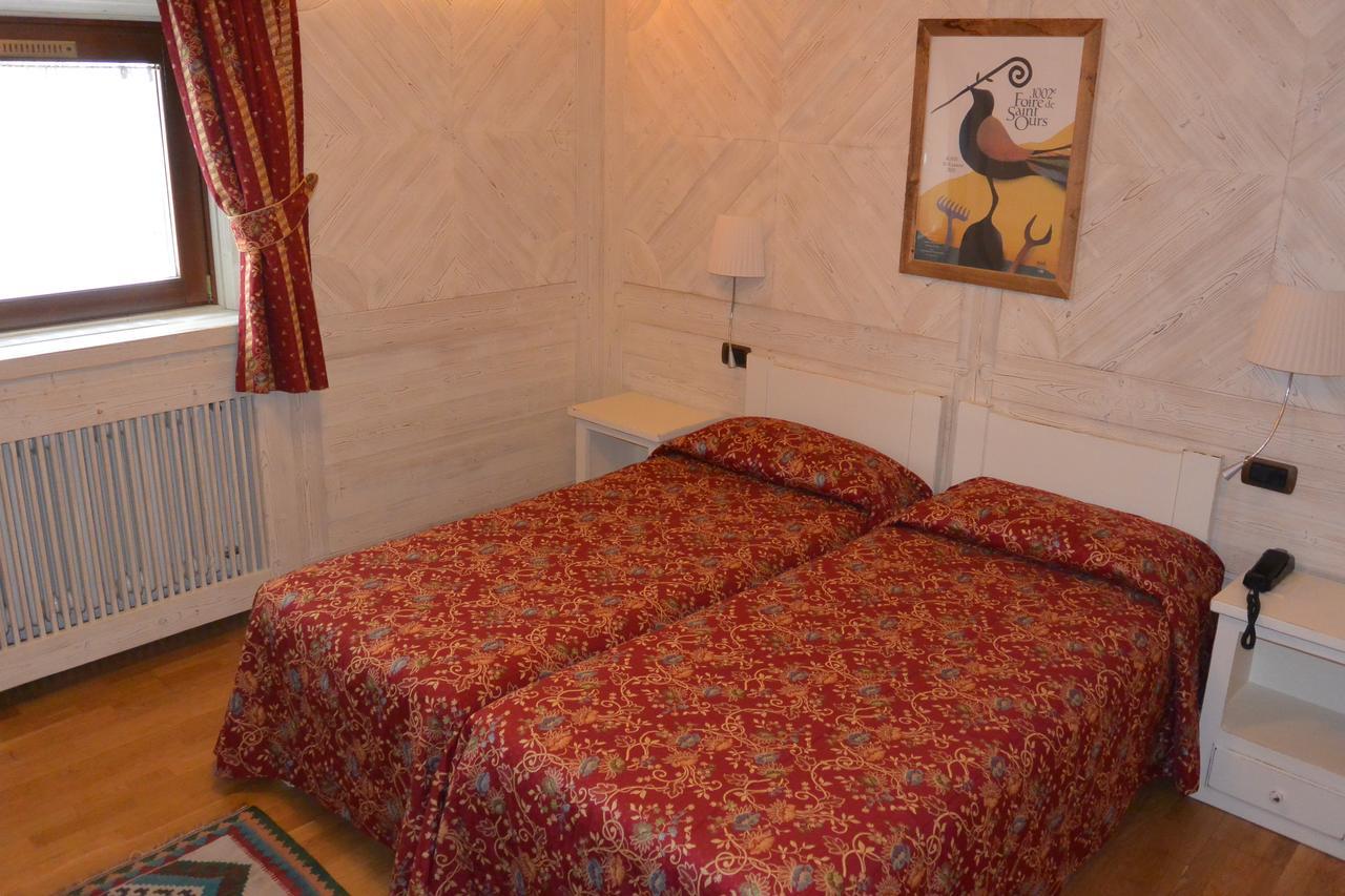 Hotel Fosson เบรยล์-แชร์วิเนีย ภายนอก รูปภาพ