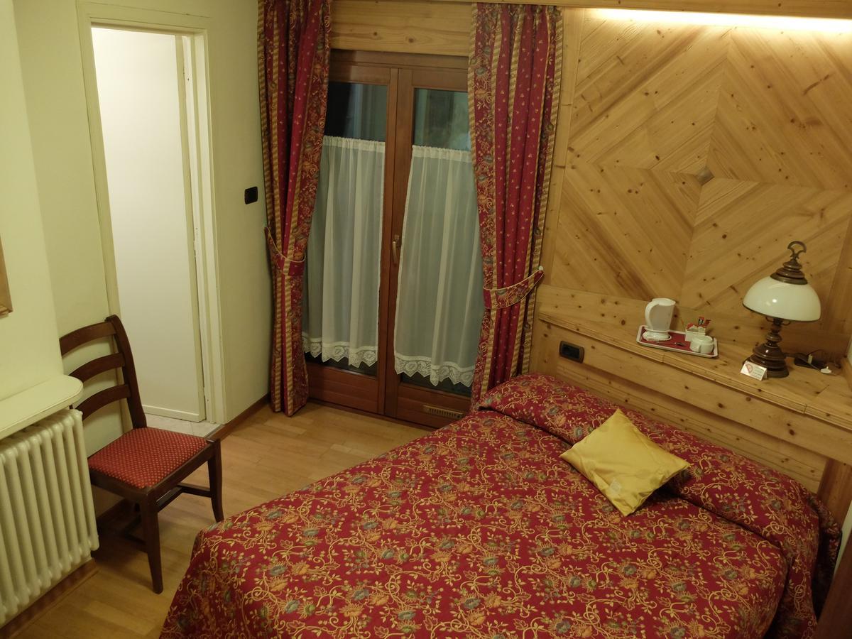 Hotel Fosson เบรยล์-แชร์วิเนีย ภายนอก รูปภาพ